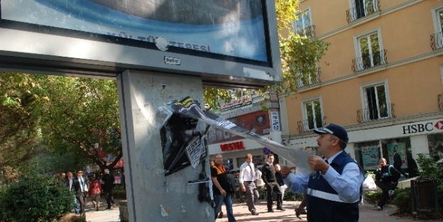 İzmit’te İzinsiz Afiş Asanlar Cezalandırıldı