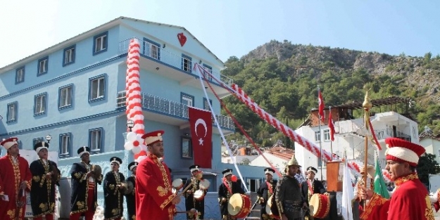 Fethiye’nin İlk Yatılı Kız Kur’an Kursu Törenle Açıldı