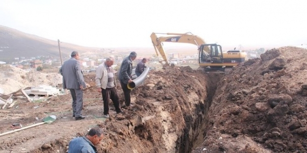 Çildir Belediyesi Alt Yapı Çalişmalarina Başladı