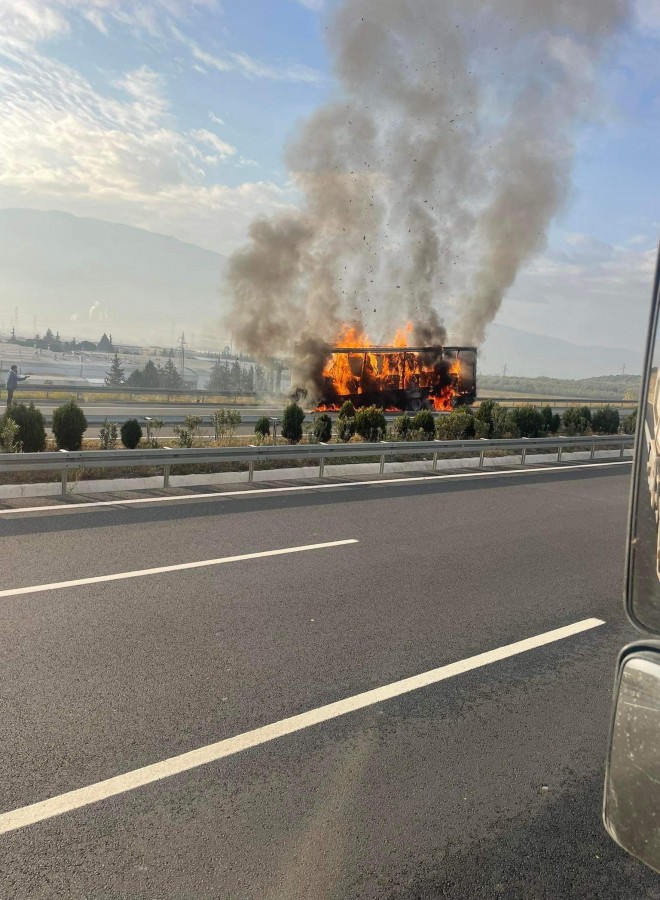 Bursa'da otobanda yangın