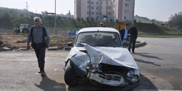 Biga’da Trafik Kazası; 1 Yaralı