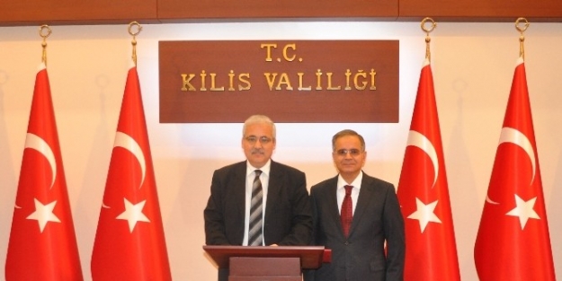 Kahramanmaraş Valisi Mustafa Hakan Güvençer Vali Tapsız’ı Ziyaret Etti