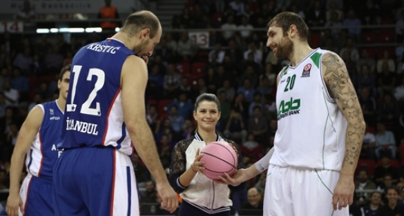 Anadolu Efes süper başladı!