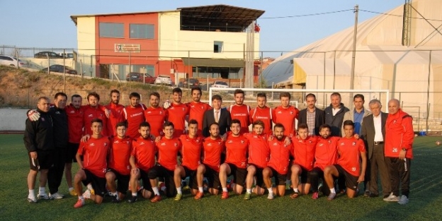 Uşak Sportif, Belediye Desteği İle Hedeflerine Koşuyor