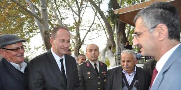Manisa Valisi Erdoğan Bektaş Demirci’yi Ziyaret Etti