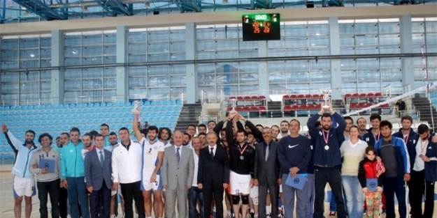 2. Ünikop Spor Oyunları Voleybol Turnuvası Sona Erdi