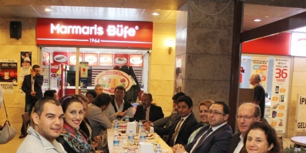 Başkan Uyar’dan İyte’nin Anlamlı Gecesine Destek