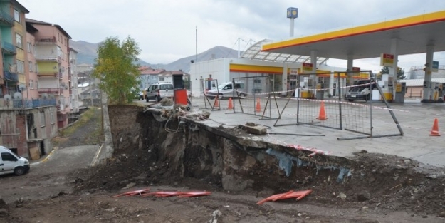 Başkan Bulutlar, Akaryakıt İstasyonu İle İlgili Açıklama Yaptı