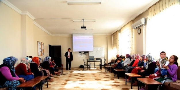 Şehitkamilli Hanımlara Doğal Afet Semineri