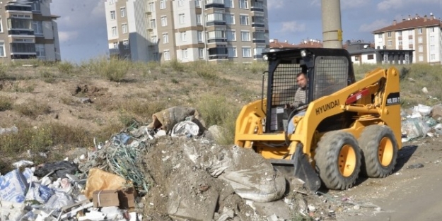 Baksan’da Gelişi Güzel Çikarilan Atıklara Müdahale