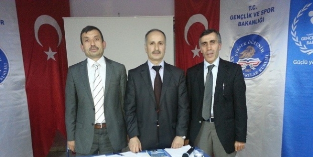 Beü Öürencilerine “camiler Ve Gençlik” Konferansı Verildi