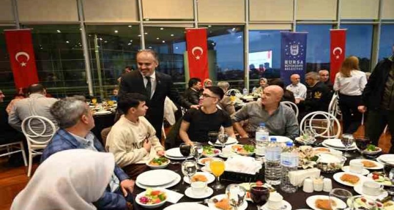 Başkan Aktaş, şehit aileleri ve gazilerle iftar sofrasında buluştu