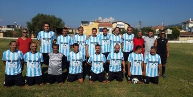 Seferihisar’da Masterlerden Futbol Şovu!