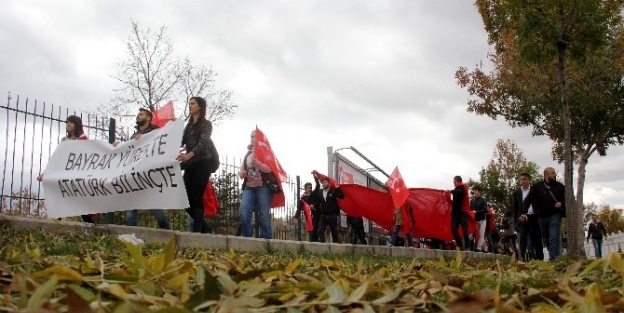 Erzurum’da ’bayrak Ve Atatürk’ Yürüyüşü