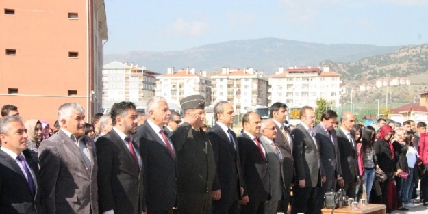 Tosya Meslek Yüksekokulu 2014-2015 Akademik Yılı Törenle Açıldı