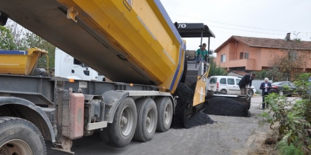 Kartepe’de Üst Yapı Eksiklikleri Tamamlanıyor