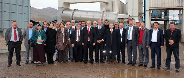Büyükşehir’in Meclis Üyeleri Arıtma Tesisi Ve Asfalt Plentini Gezdi