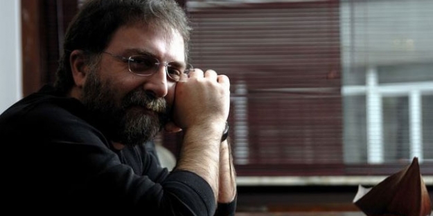 Ahmet Hakan'a şok dava!