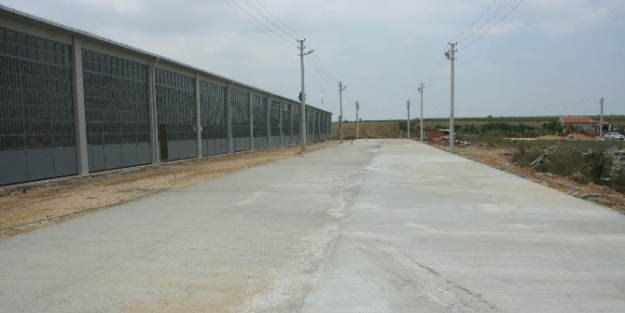 Kapaklı’da Dükkanlar Satışa Çikiyor