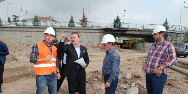 Doğan, Devlet Hastanesinin İnşaatinda İncelemelerde Bulundu