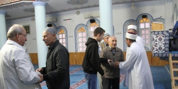 Tekirdağ Büyükşehir Belediye Başkanı Kadir Albayrak Sabah Namazı Buluşmalarına Katıldı