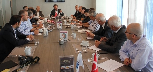 Alman Yatırımcılar Otomotiv Sektörüne Mercek Tutacak