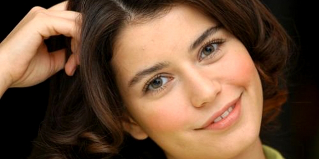 Beren Saat'den erkek bebek açıklaması