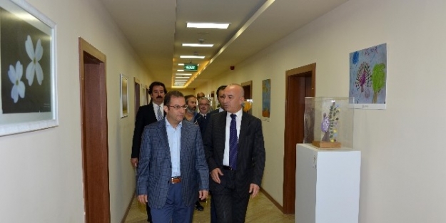 Vali Türker Expo 2016 Antalya Brifingi Aldı