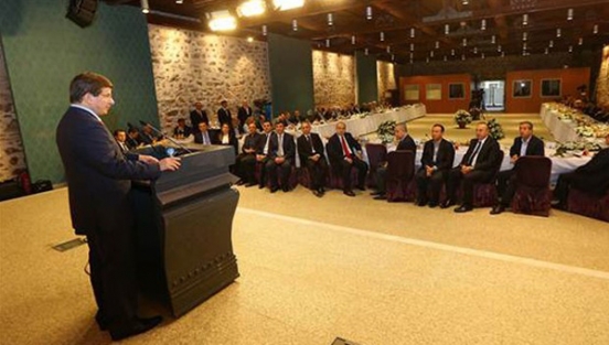 Abdurrahman Dilipak toplantıda fenalaştı!