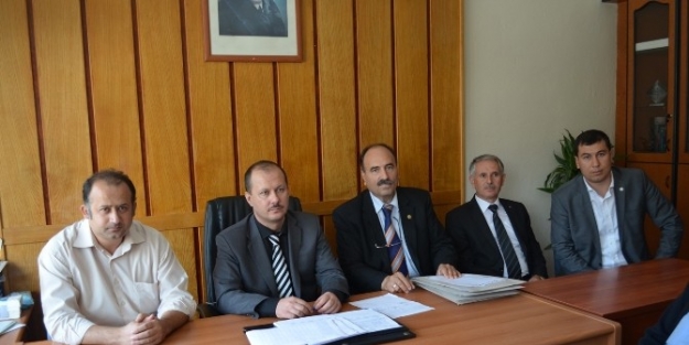 Kula’da Taşımalı Eğitim İhalesi Yapıldı