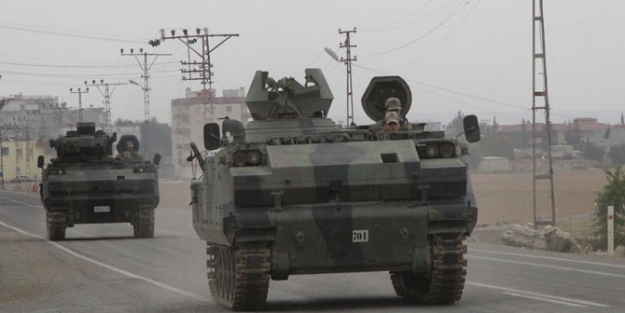 IŞİD sınır kapısına dayandı! Mehmetçik tetikte