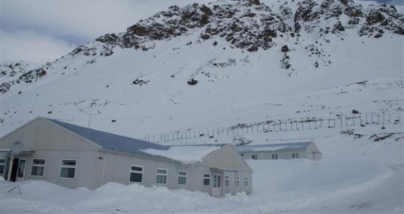 Kar kalınlığı 40 cm oldu!