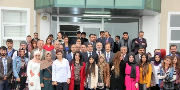 Hafik Kamer Örnek Myo Binası Devir Teslim Töreni Gerçekleştirildi