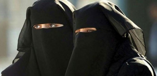 Peçeli kadın opera salonundan atıldı