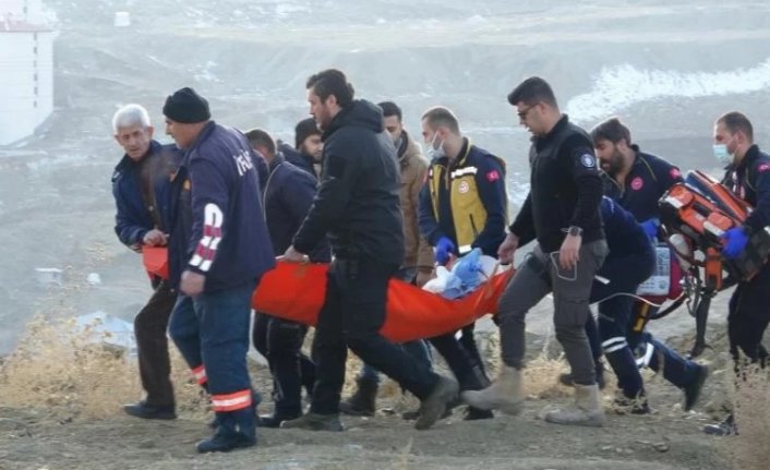 Vahşet! Biri doktor 3 kişi vurulmuş halde bulundu