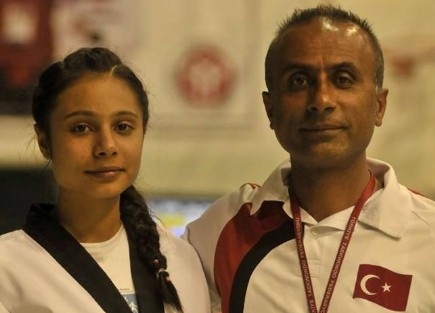 Gaziantepli Zehra Türkiye Üçüncüsü