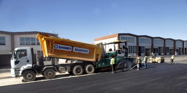 Şahinbey Sanayi Sitesi’nde Asfaltlama Çalişmalari