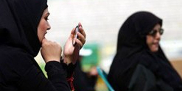 Kadınların suratlarına asit attılar