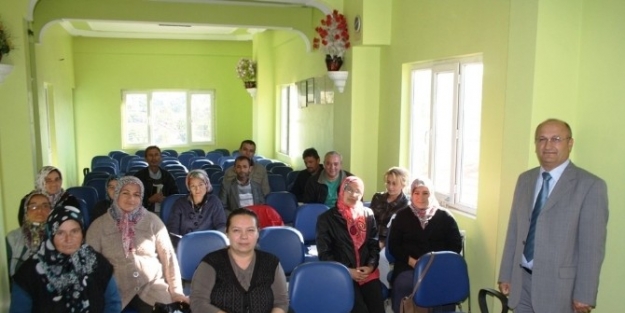 Selendili Girişimci Adayları Kursa Başladı