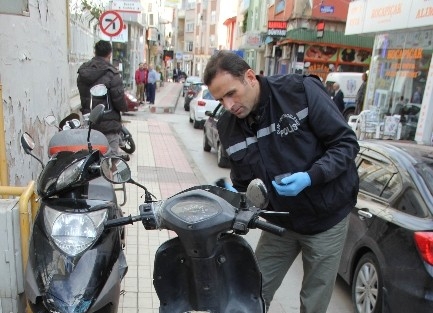 Çaldiği Motosiklet Bozuk Çikinca Terk Etti