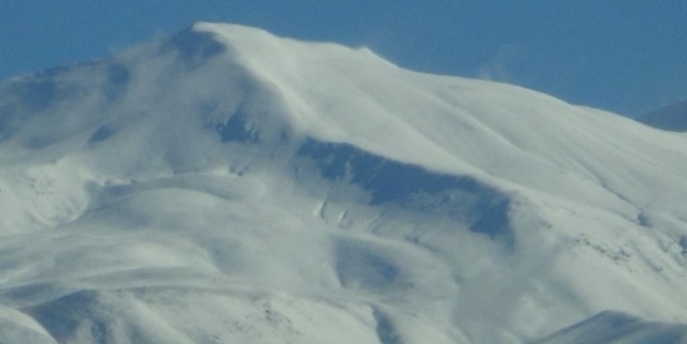 Munzur Dağları Beyaza Büründü