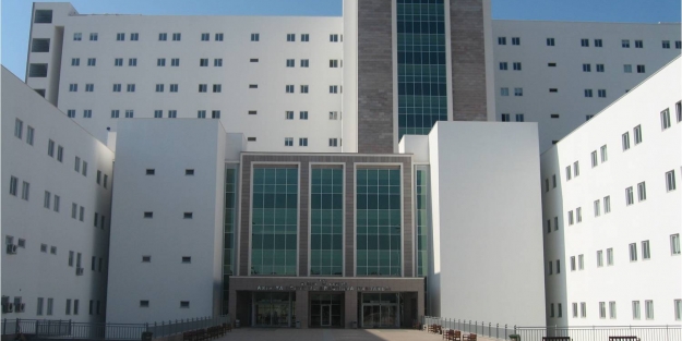 Antalya'da ebola alarmı! Hastane karantinaya alındı