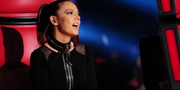 Sıla'dan Ebru Gündeş'e bedava şarkı!