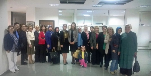 İzmit Kadın Meclisi Toplandı