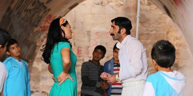 İlahiyat profesörü "Kadim Dostum dizisi kaldırılsın"