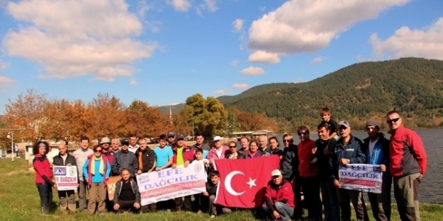 Efe Dağcılar Sezonu Gölcük-subatan Doğa Yürüyüşü İle Açtı