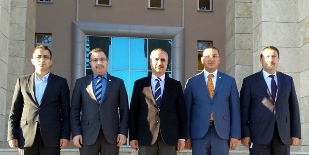 Sivas Belediye Başkanı Aydın, Baro Başkanı Eliş’i Ziyaret Etti