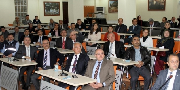 Belediye Personeli Teknolojik Gelişmeler Konusunda Bilgilendirildi