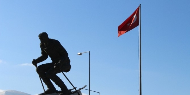 Soğuk Hava Erzurum’u Dondurdu