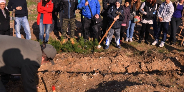 Bursalı dağcılar, Ovaakça'yı filizlendirdi!